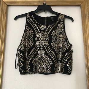 Forever 21 sequin crop shirt zipper L black gold